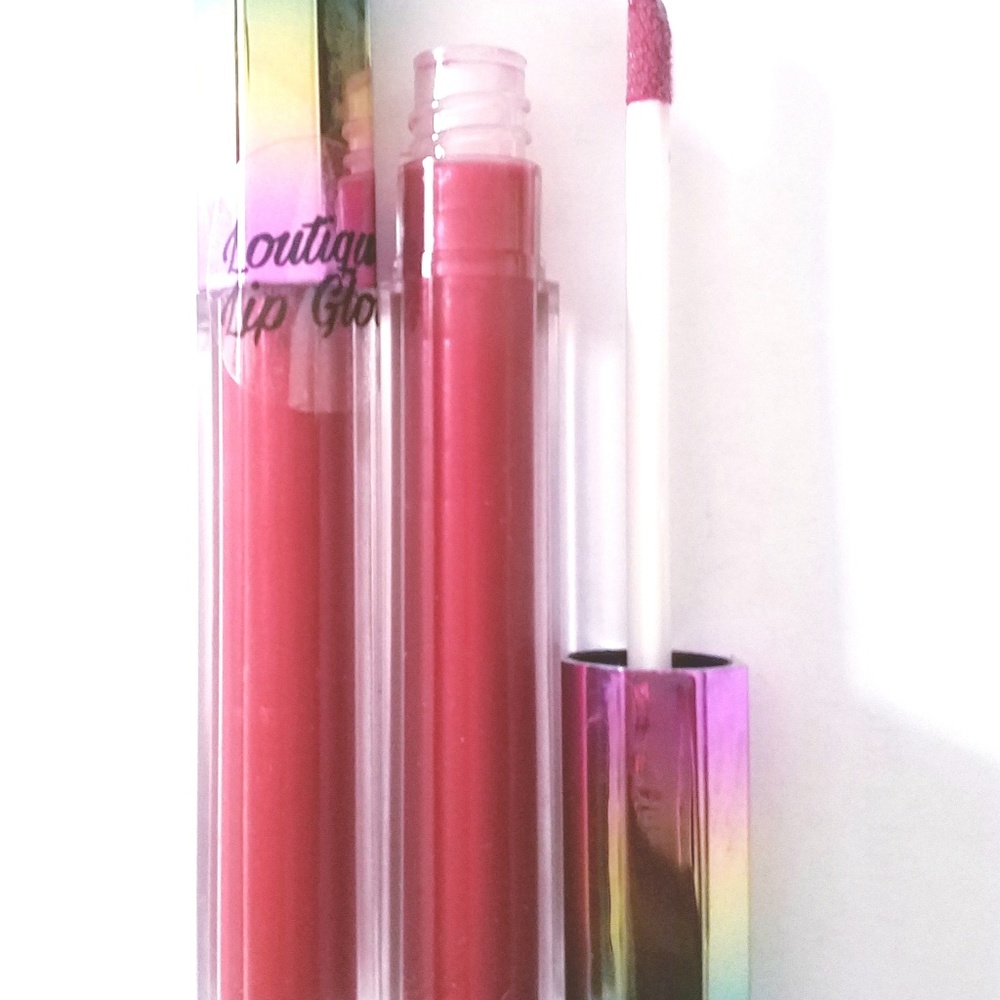 Lip Gloss - Picture 1 of 2